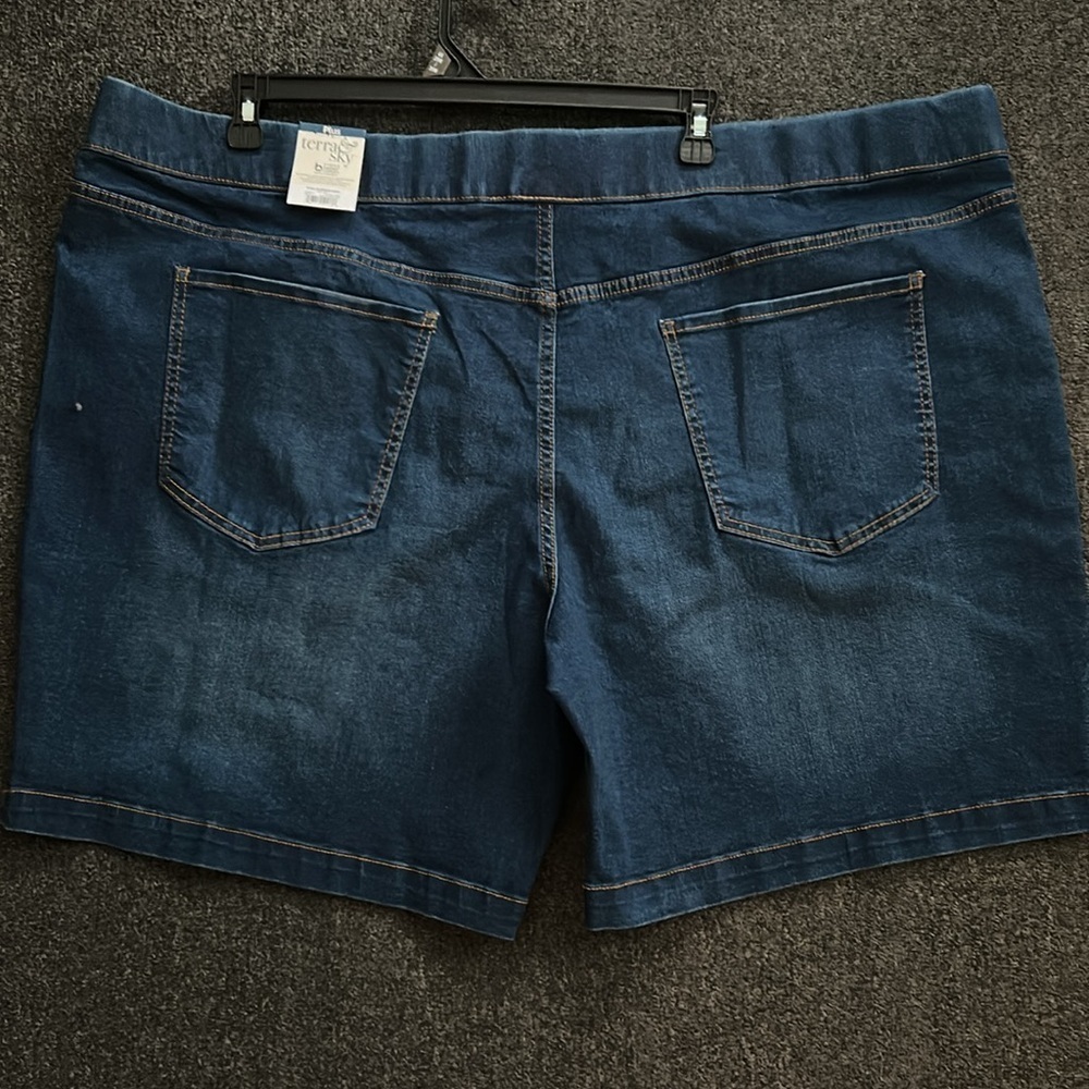 Women’s Bermuda Jean shorts 4x(28-30) - Picture 2 of 2